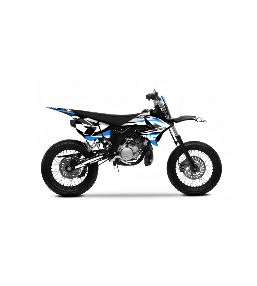 Graphic kit YAMAHA DT50 RACEWARS 04-18 CYAN Tips ! Graphic kit YAMAHA DT50 RACEWARS 04-18 CYAN Tips !