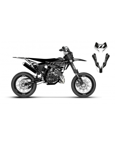 BLACK PLASTIC KIT BETA RR 50